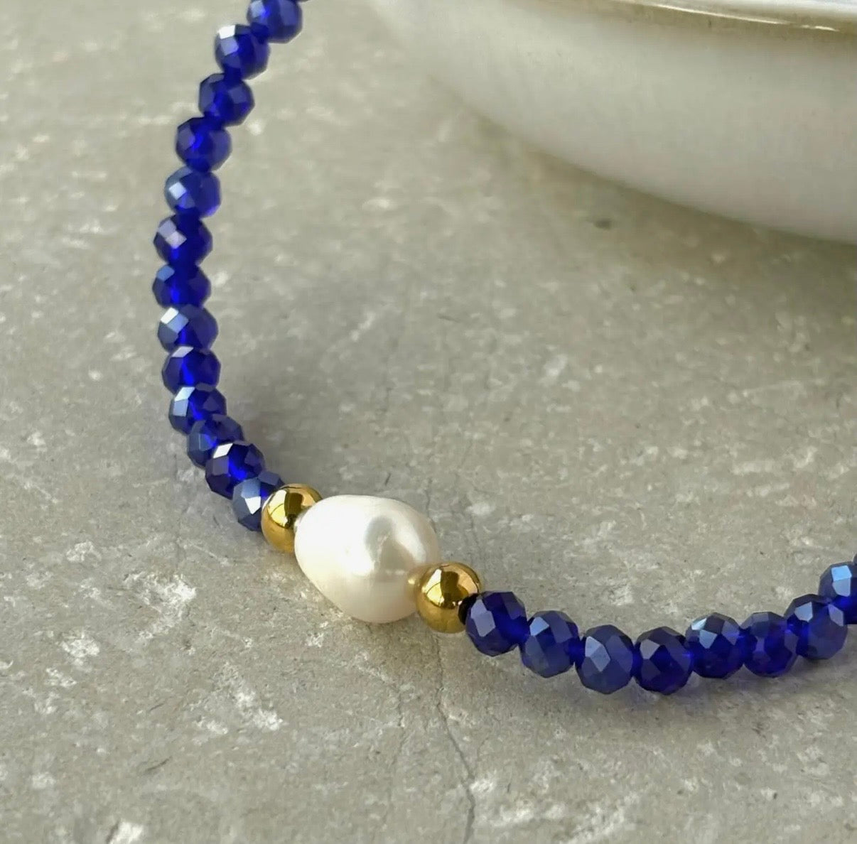 Blue Beaded Necklace with Pearl Detail - NOSTRUM