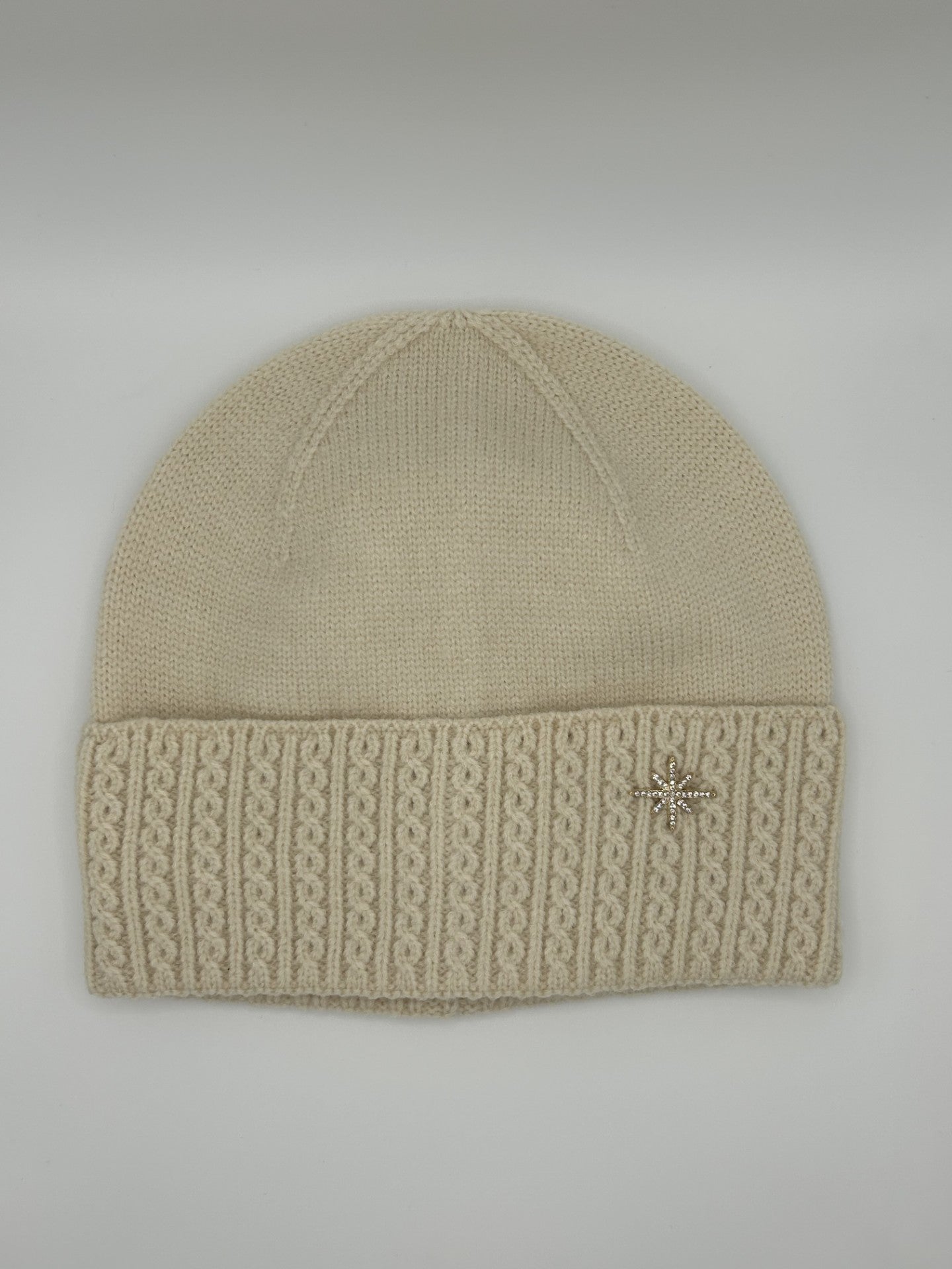 Cable Knit Beanie with Diamante Star - Cream
