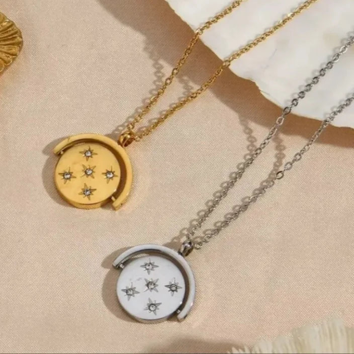 Rotating Disc Necklace in Silver - NOSTRUM