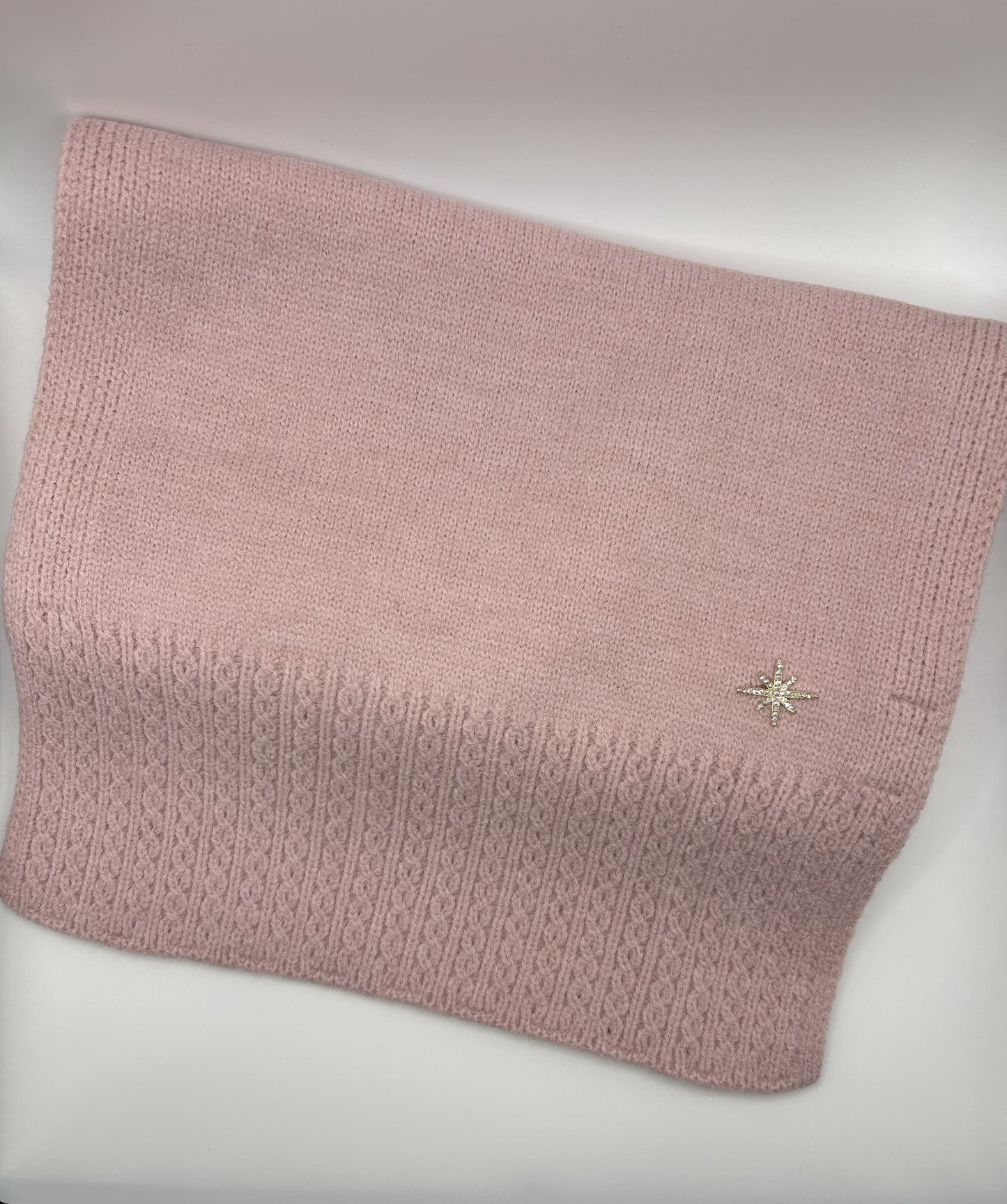 Cable Knit Scarf with Diamante Star - Pink