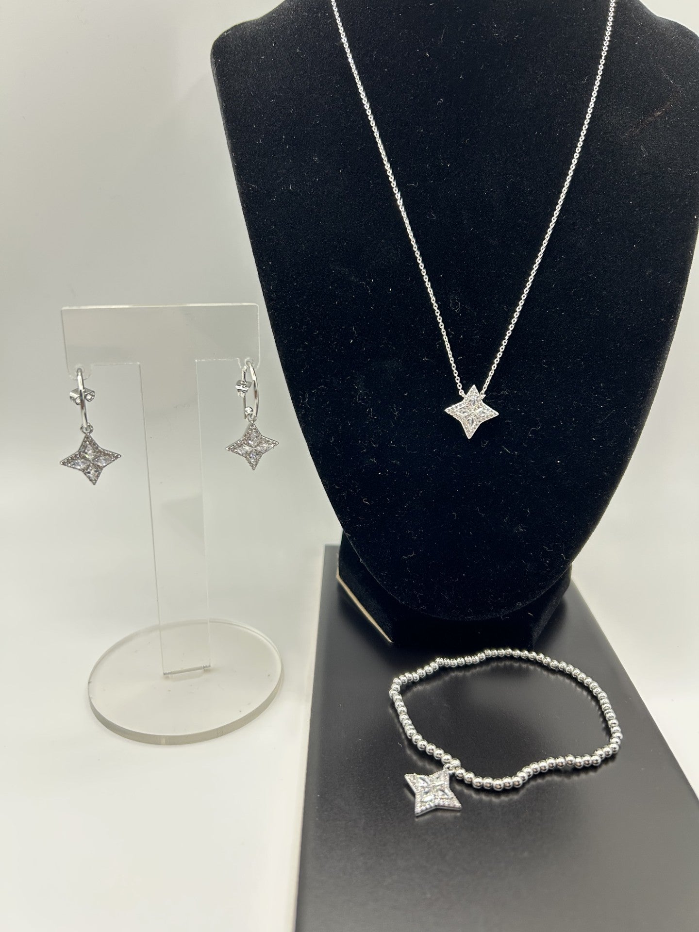 Valentina Necklace - Silver Plated