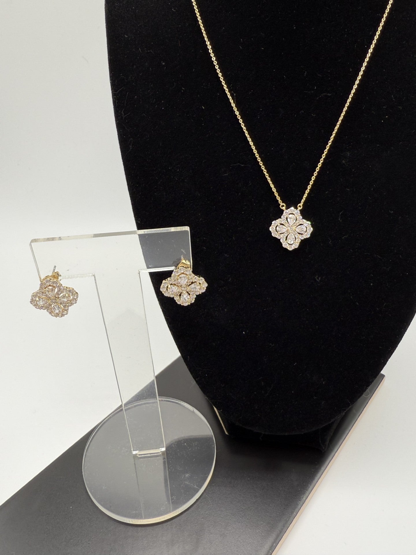 Amar Clover Necklace - 14ct Gold Plated with CZ Detail