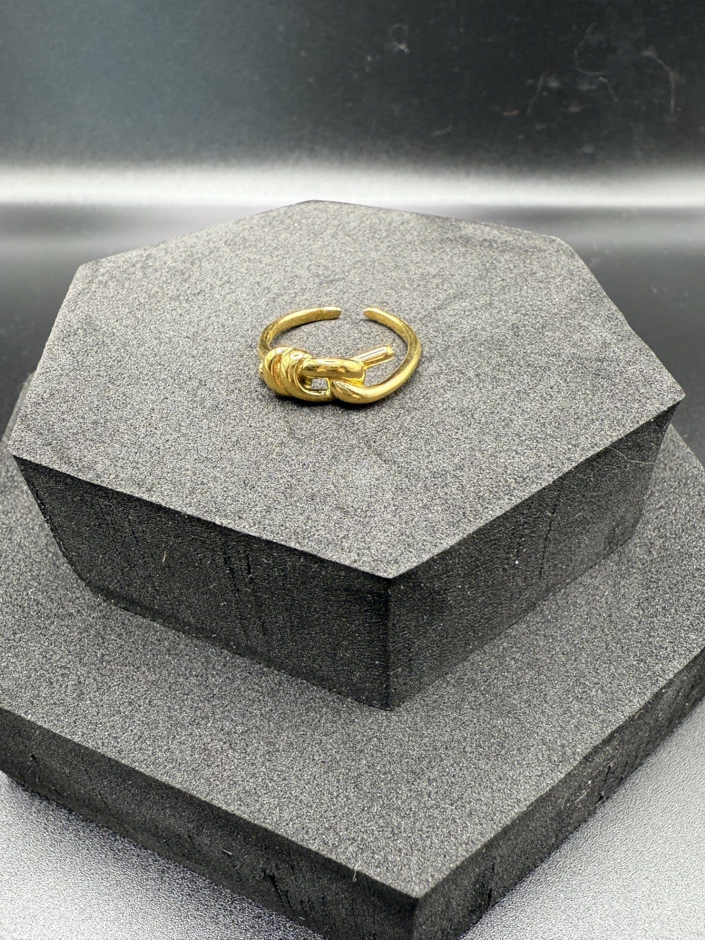 Unity Knot Adjustable Ring in Gold - NOSTRUM
