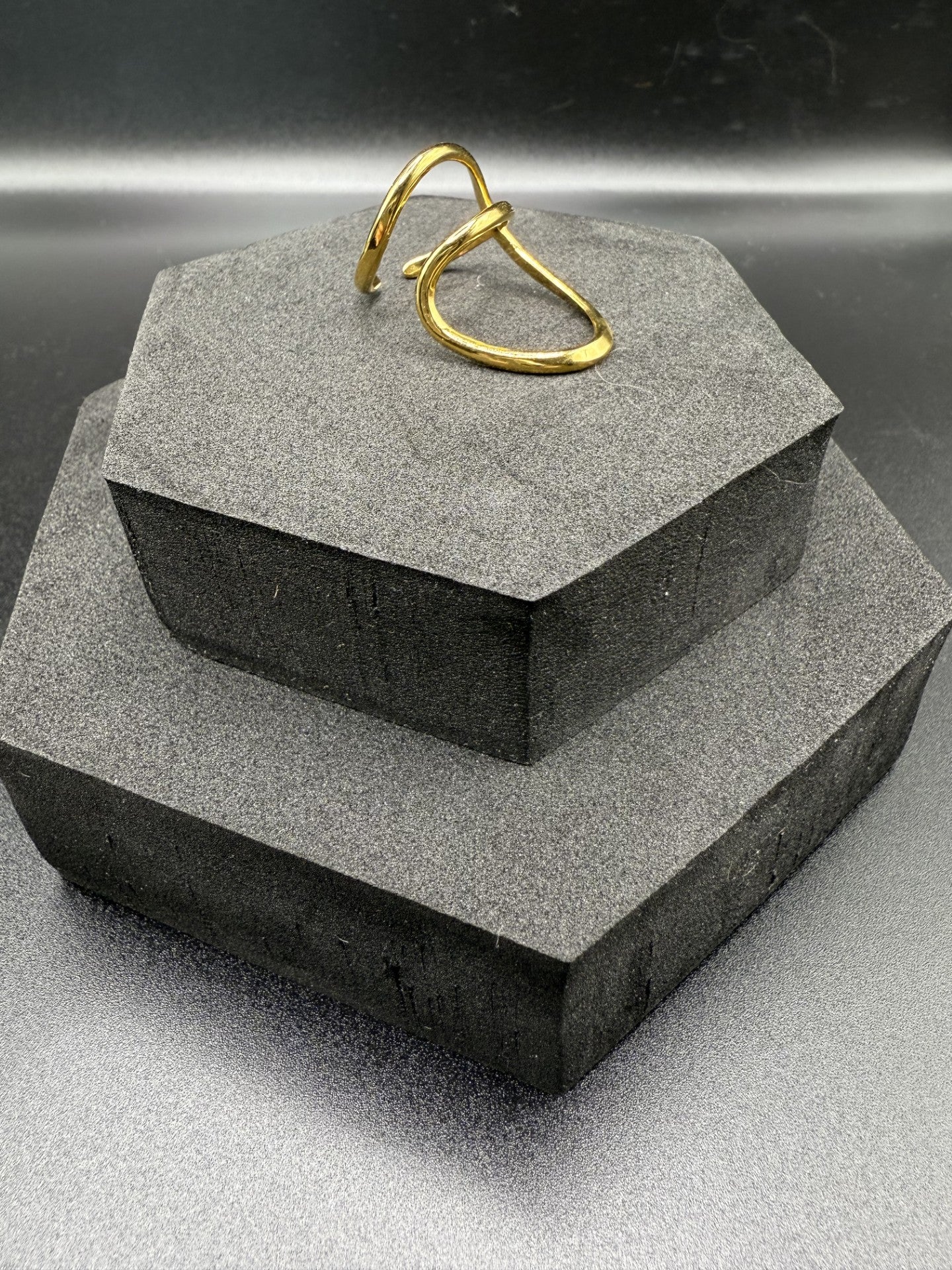 Open Arc Adjustable Ring in Gold - NOSTRUM