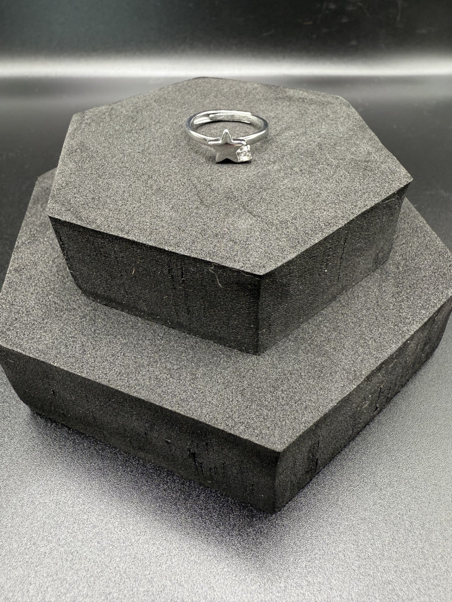 Shooting Star Sparkle Ring in White Gold Plating - NOSTRUM