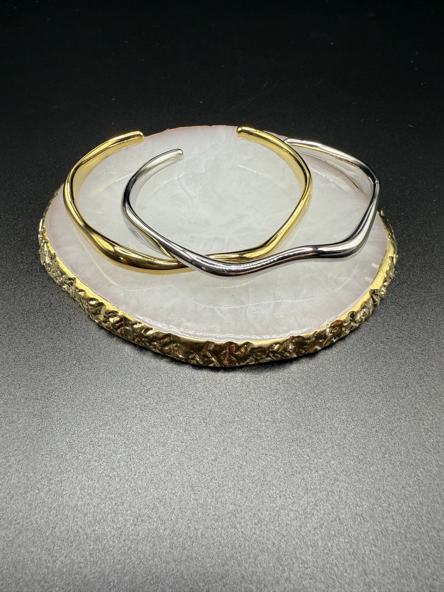 Wave Style Torque Bangle in Silver - NOSTRUM