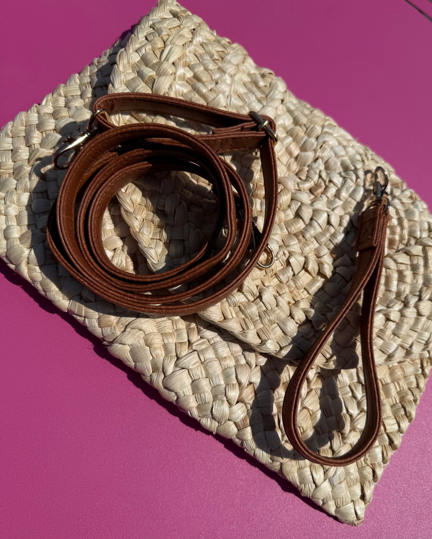 Envelope Straw Clutch in Natural