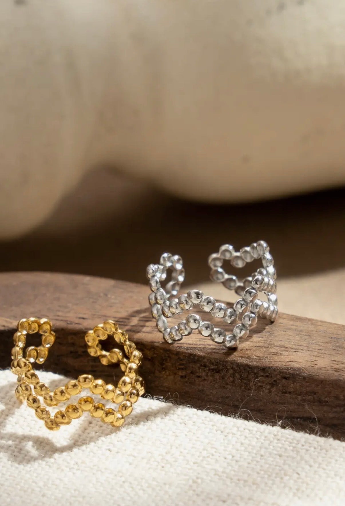 Zigzag Ear Cuff in Gold - NOSTRUM