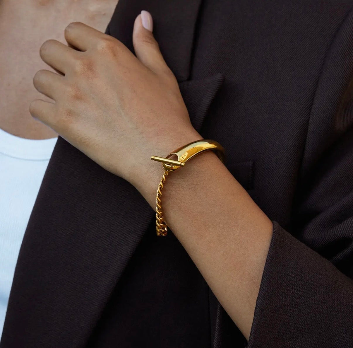 Mix Chain T Bar Bracelet in Gold - NOSTRUM