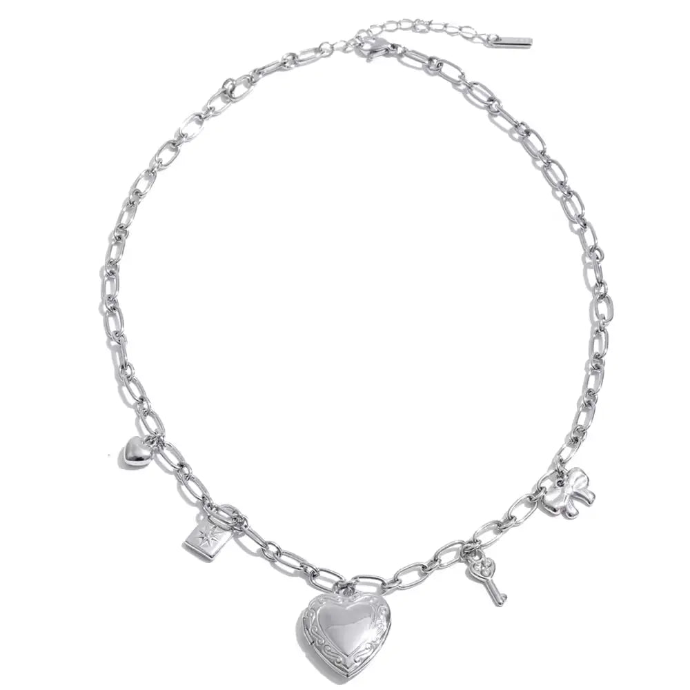 Charm Style Heart Necklace in Silver - NOSTRUM