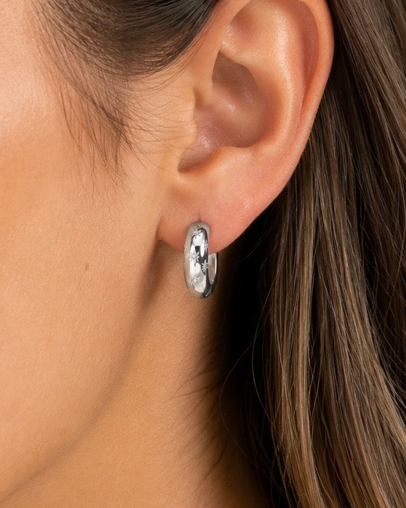Glimmer Large Huggie Style Earrings in Silver - NOSTRUM