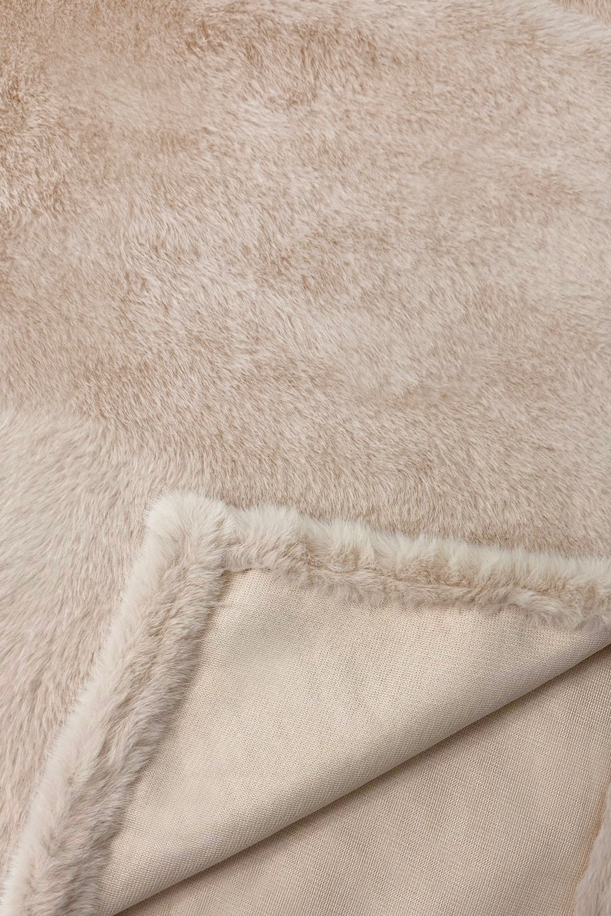 Faux Fur Poncho in Cream