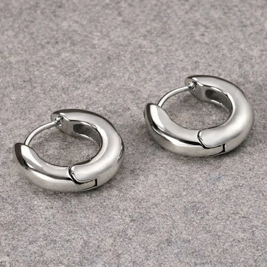 Classic Hinged Chunky Hoop Earrings in Silver - NOSTRUM
