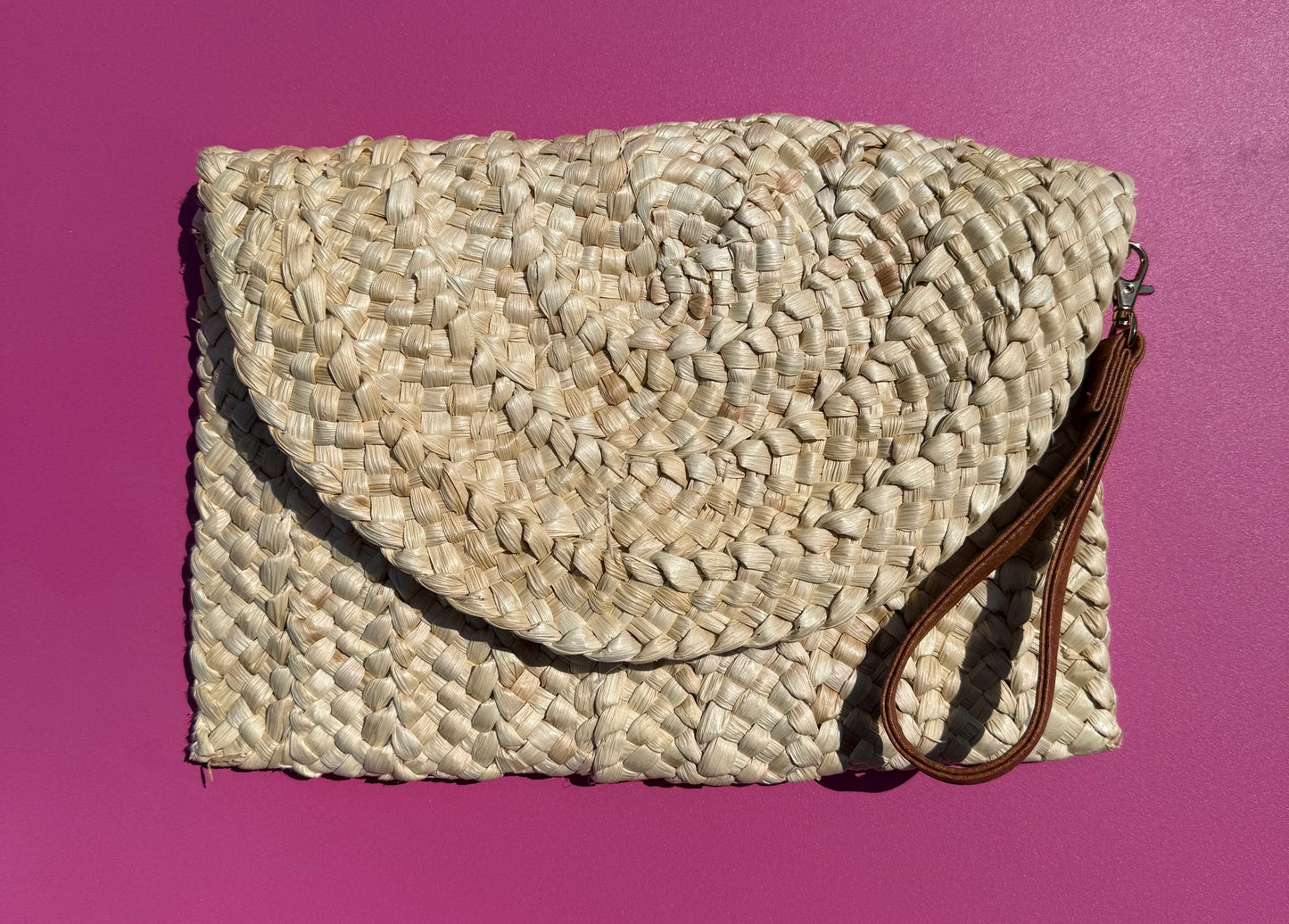 Envelope Straw Clutch in Natural