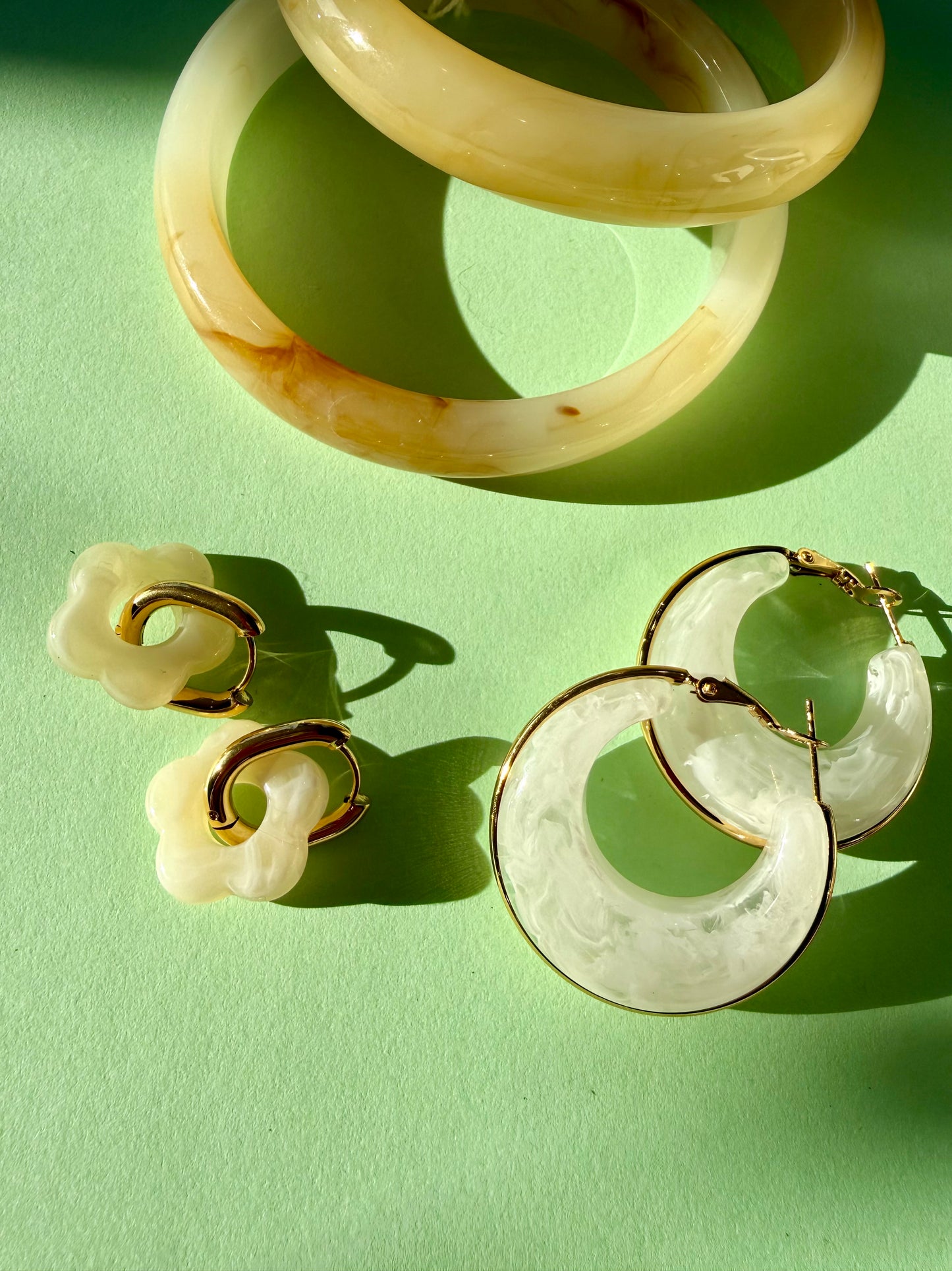 Resin Bangle in Ecru