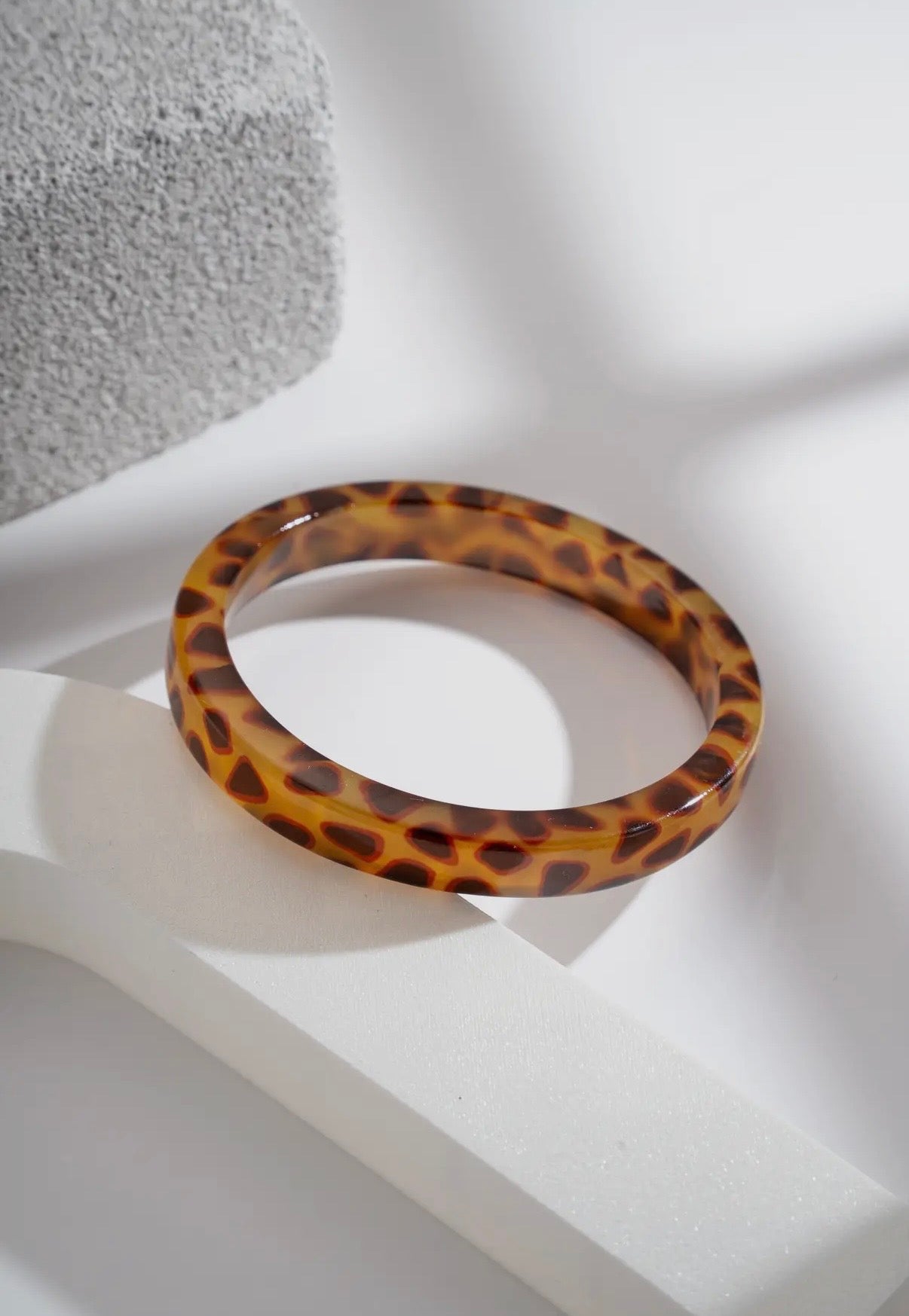 Resin Bangle in Leopard Print