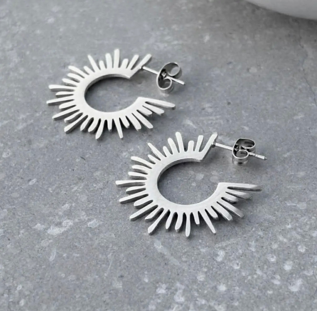 Sunburst Stud Hoop in Silver - NOSTRUM