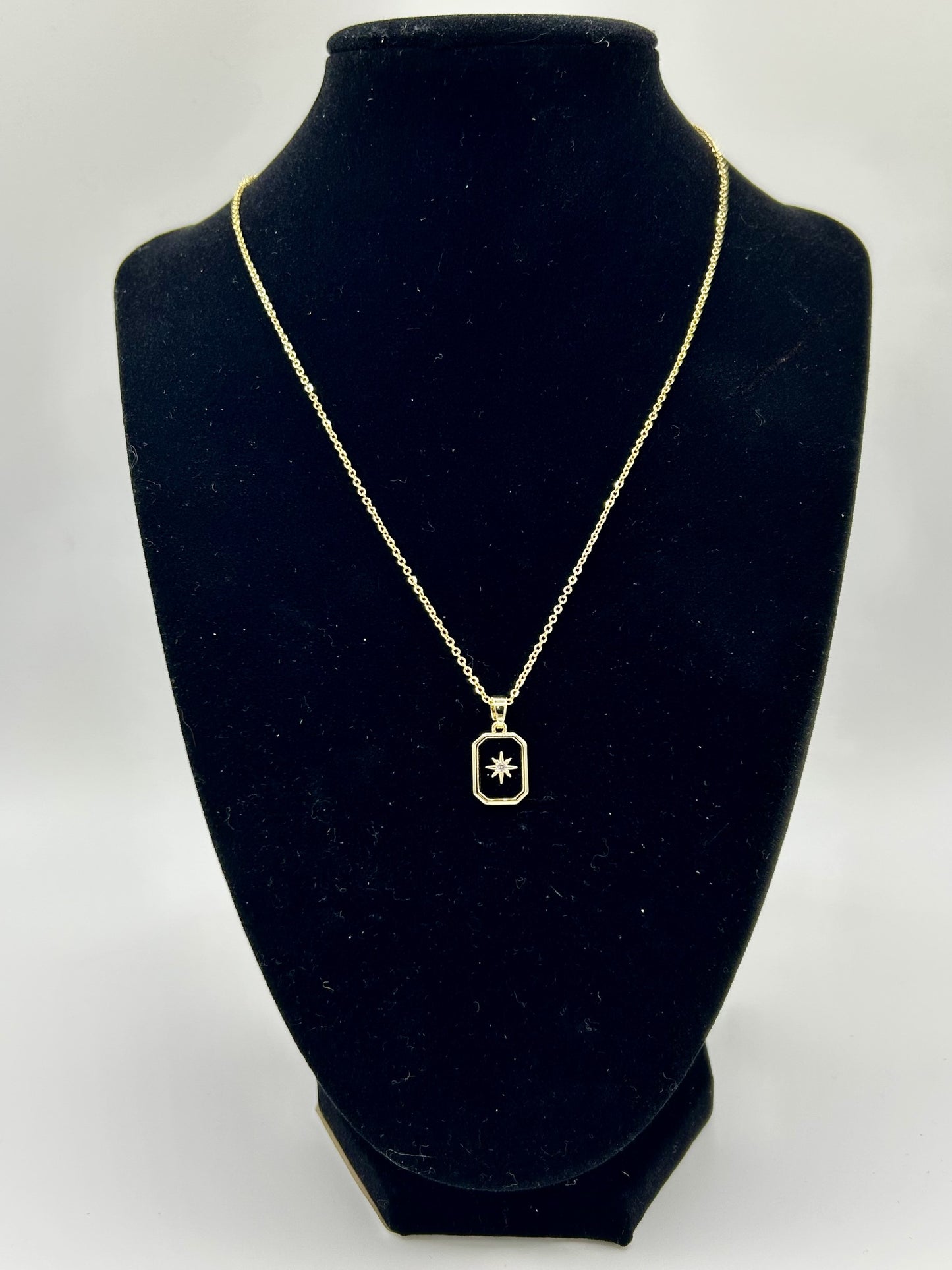 Midnight Star Necklace - 14ct Gold Plated