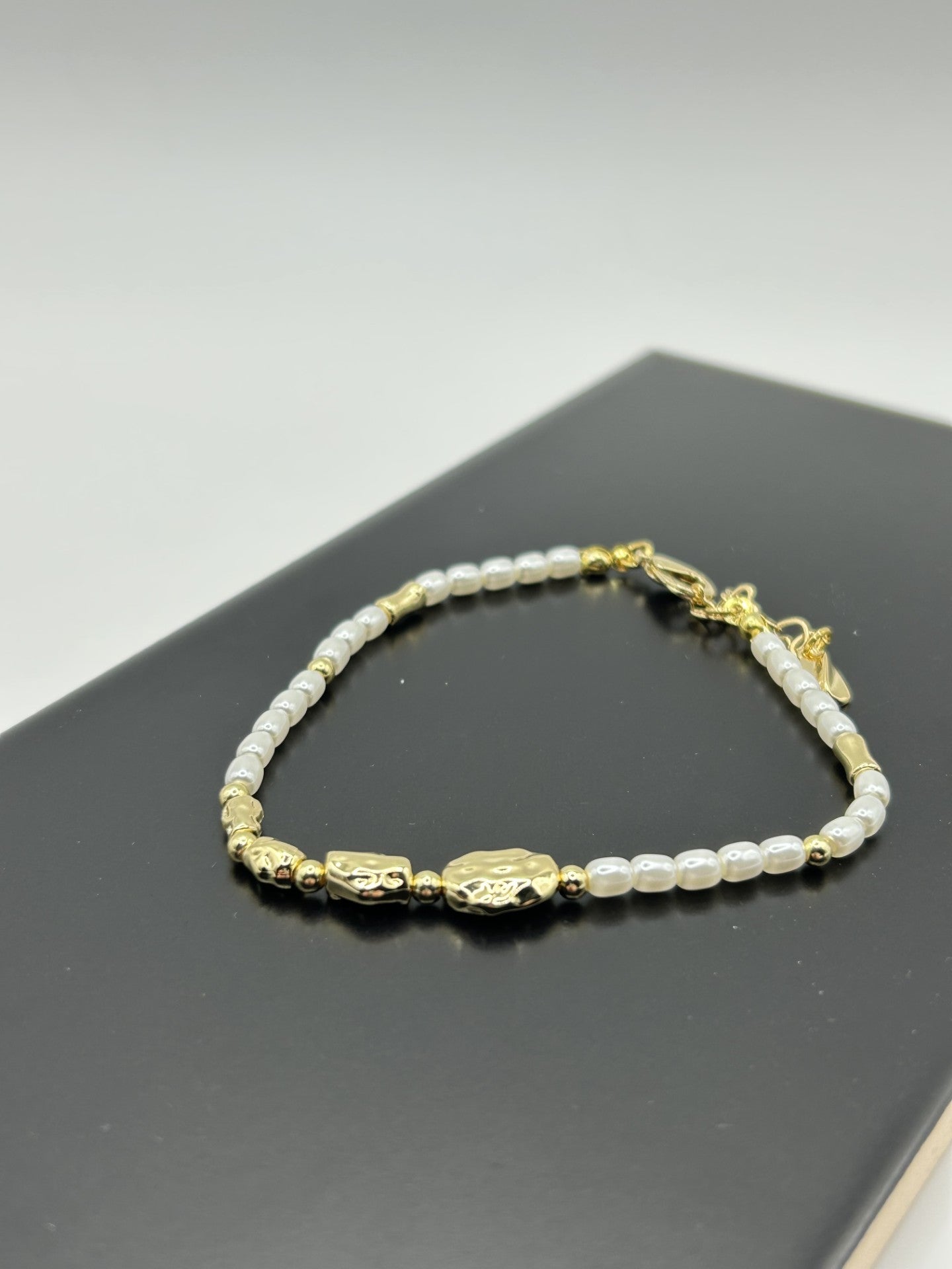 Ella Pearl Bracelet with 14ct Gold Plated detail