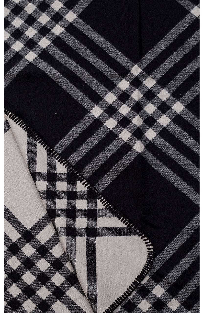 Large Plaid Design Scarf in Black & Winter White