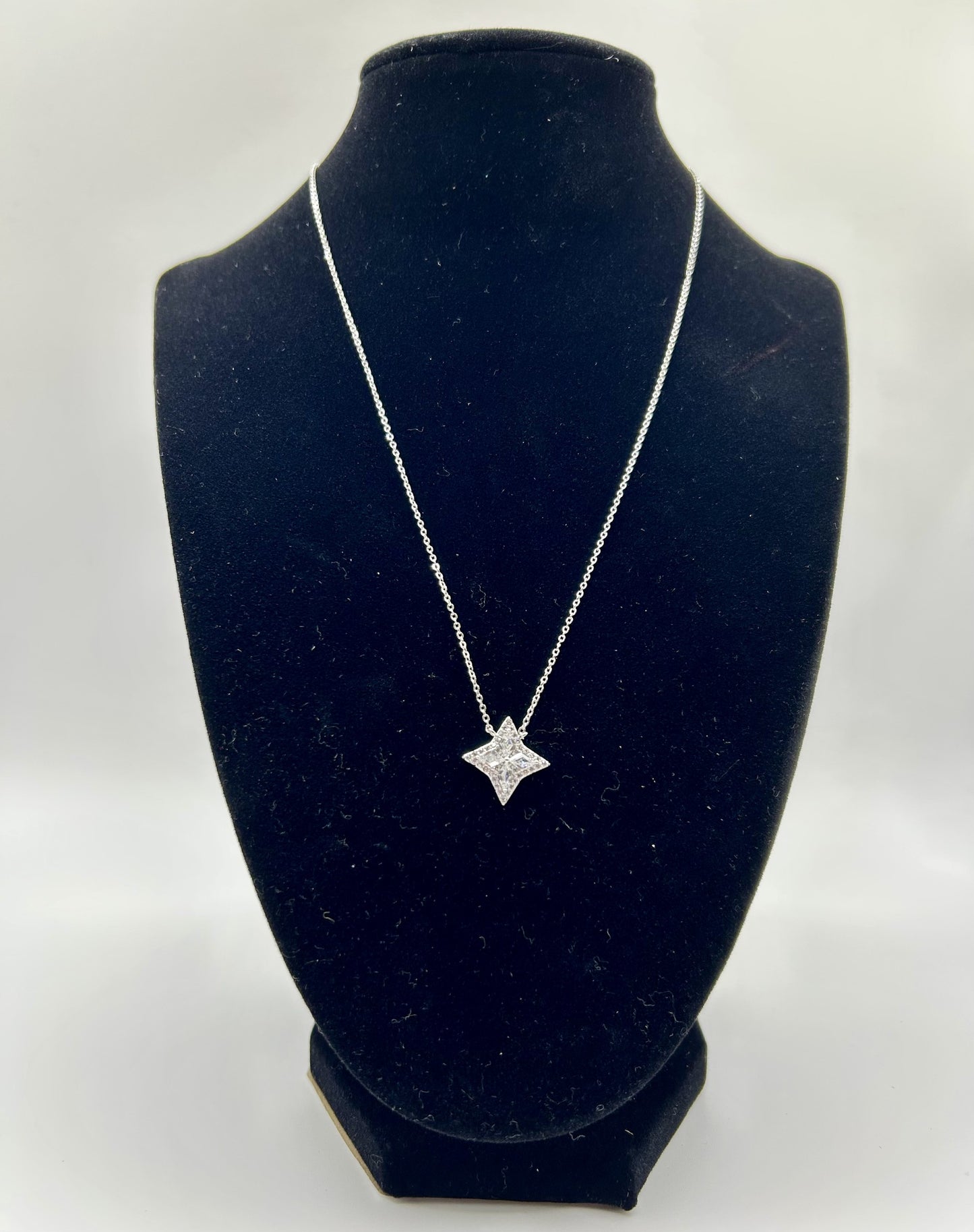 Valentina Necklace - Silver Plated