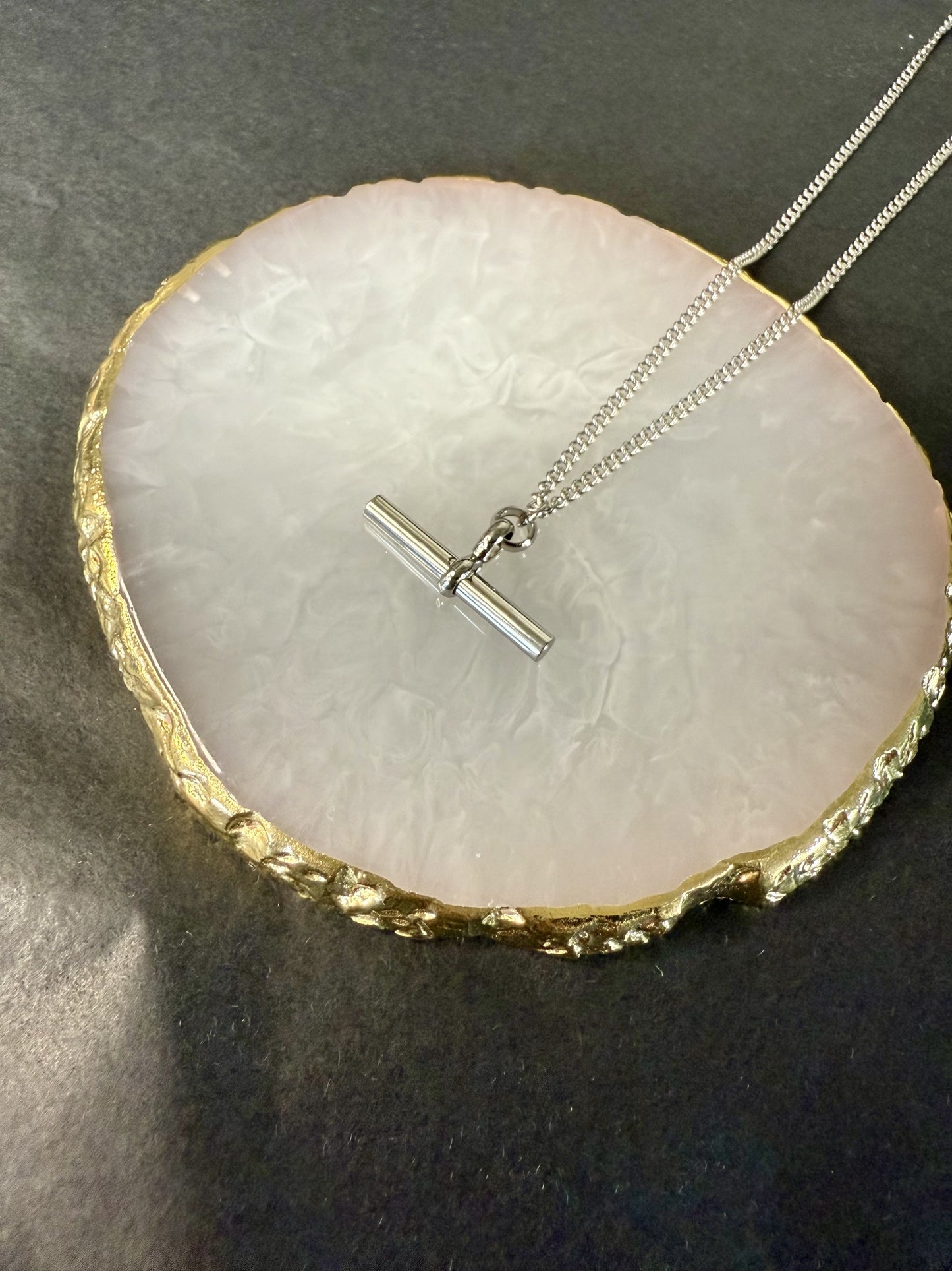 Hemingway Classic T-Bar Necklace in Silver - NOSTRUM