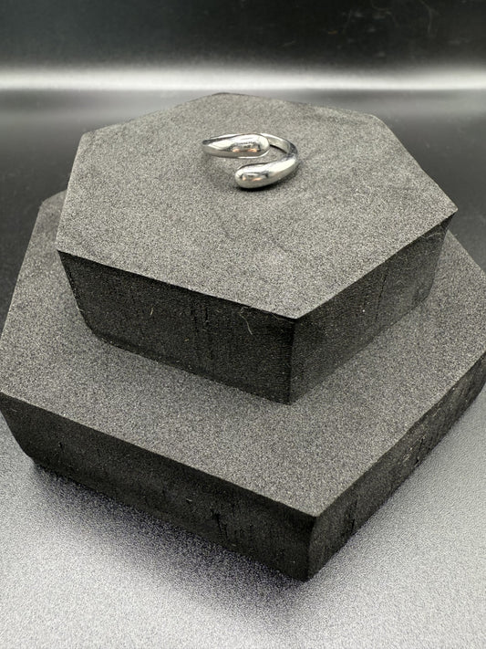 Flow Wrap Style Ring in White Gold Plating - NOSTRUM