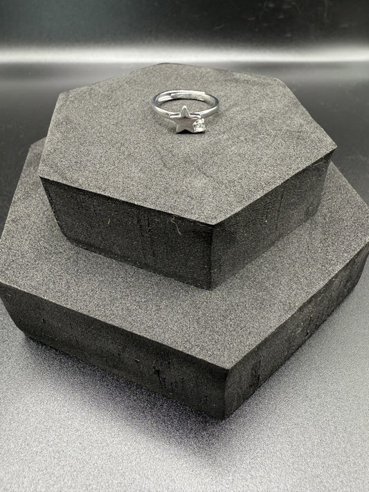 Shooting Star Sparkle Ring in White Gold Plating - NOSTRUM